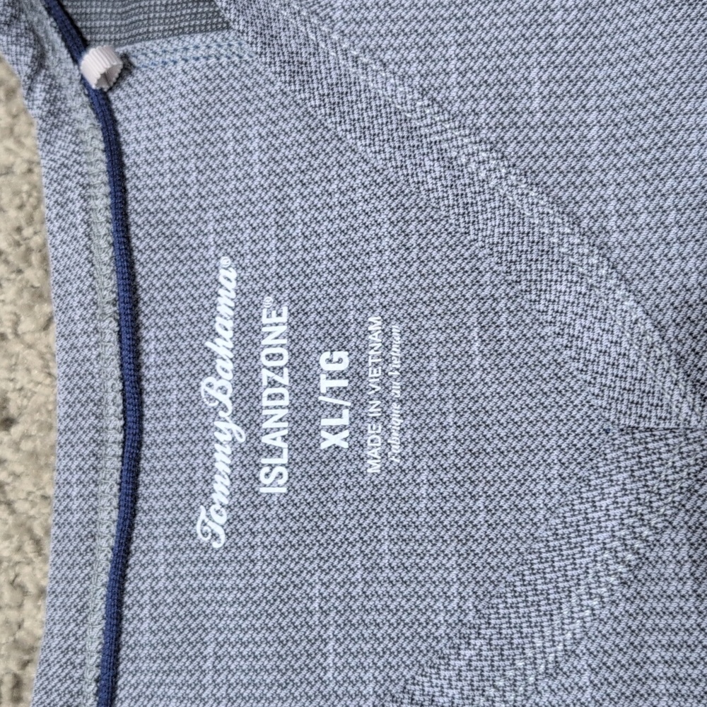 Tommy Bahama Island Zone Men's Knit V-Neck Short Sleeve Shirt Gray Size XL - Picture 2 of 11